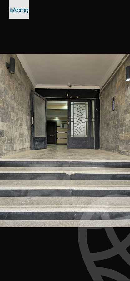 https://aqarmap.com.eg/en/listing/6382880-for-sale-cairo-el-sheikh-zayed-city-compounds-jn-2