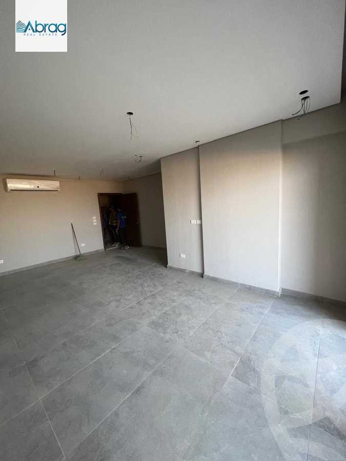https://aqarmap.com.eg/en/listing/6433057-for-sale-cairo-el-sheikh-zayed-city-compounds-kmbwnd-fyldj-wyst-dr-llttwyr