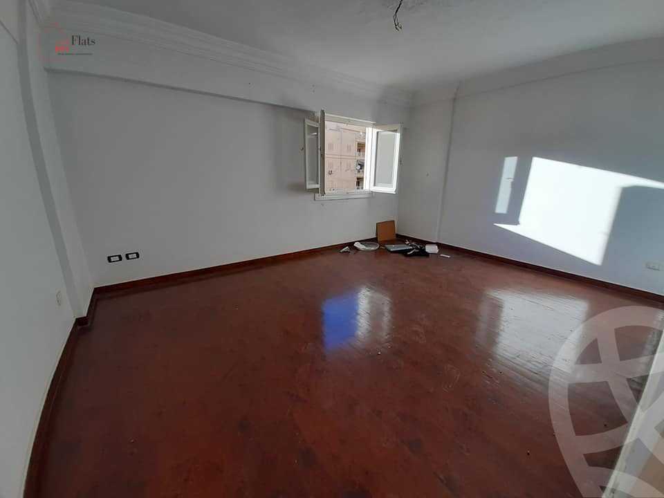https://aqarmap.com.eg/ar/listing/2699837-for-sale-alexandria-glim-isamil-al-habrok-st