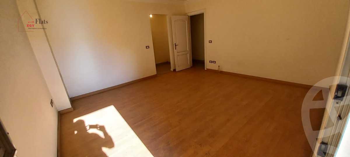 https://aqarmap.com.eg/ar/listing/3876837-for-sale-alexandria-kafr-abdo-sant-giyn-st