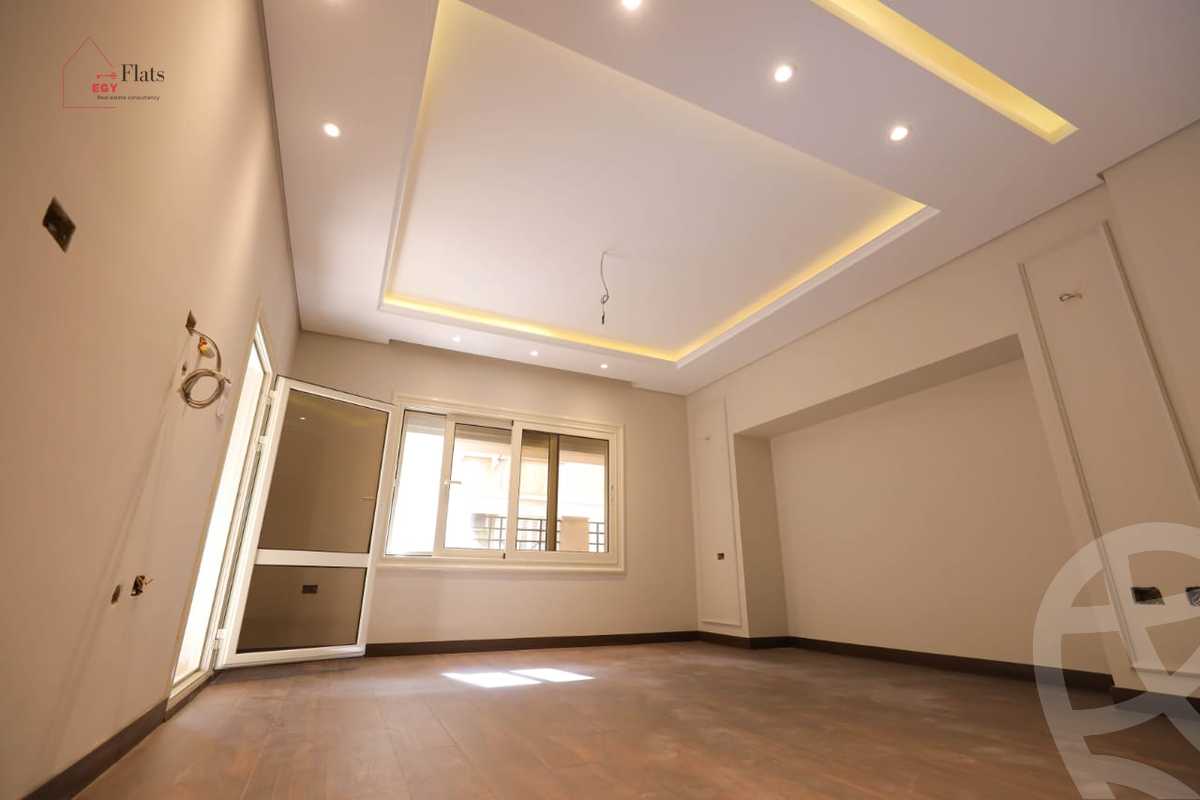 https://aqarmap.com.eg/ar/listing/3794503-for-sale-alexandria-kafr-abdo-kafr-abdou-st