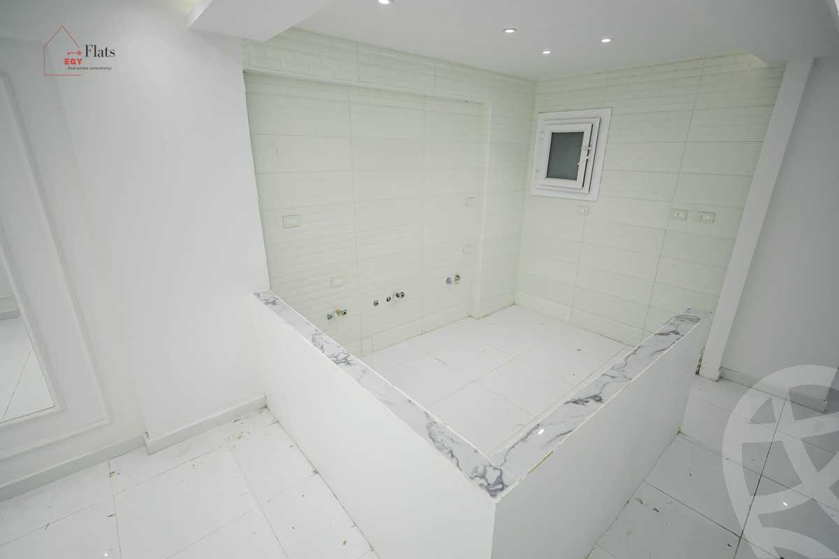 https://aqarmap.com.eg/en/listing/4359674-for-sale-alexandria-kafr-abdo-kafr-abdou-st