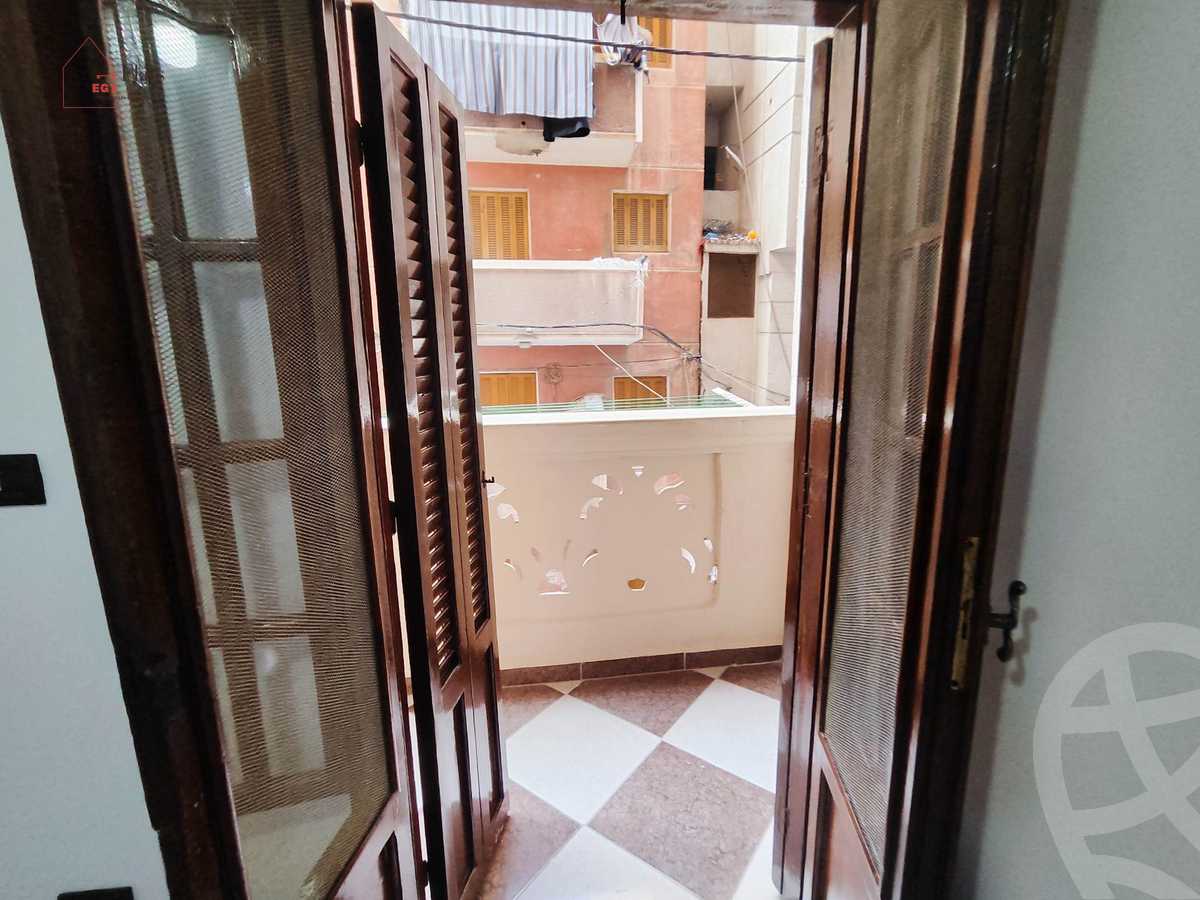 https://aqarmap.com.eg/en/listing/4032604-for-sale-alexandria-lsywf-lsywf-bhry-khalf-no-33-st