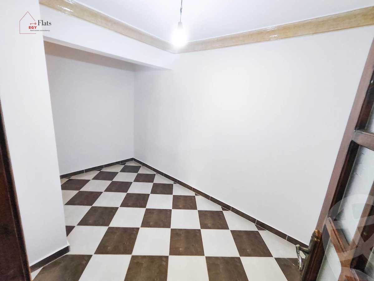 https://aqarmap.com.eg/en/listing/4032604-for-sale-alexandria-lsywf-lsywf-bhry-khalf-no-33-st