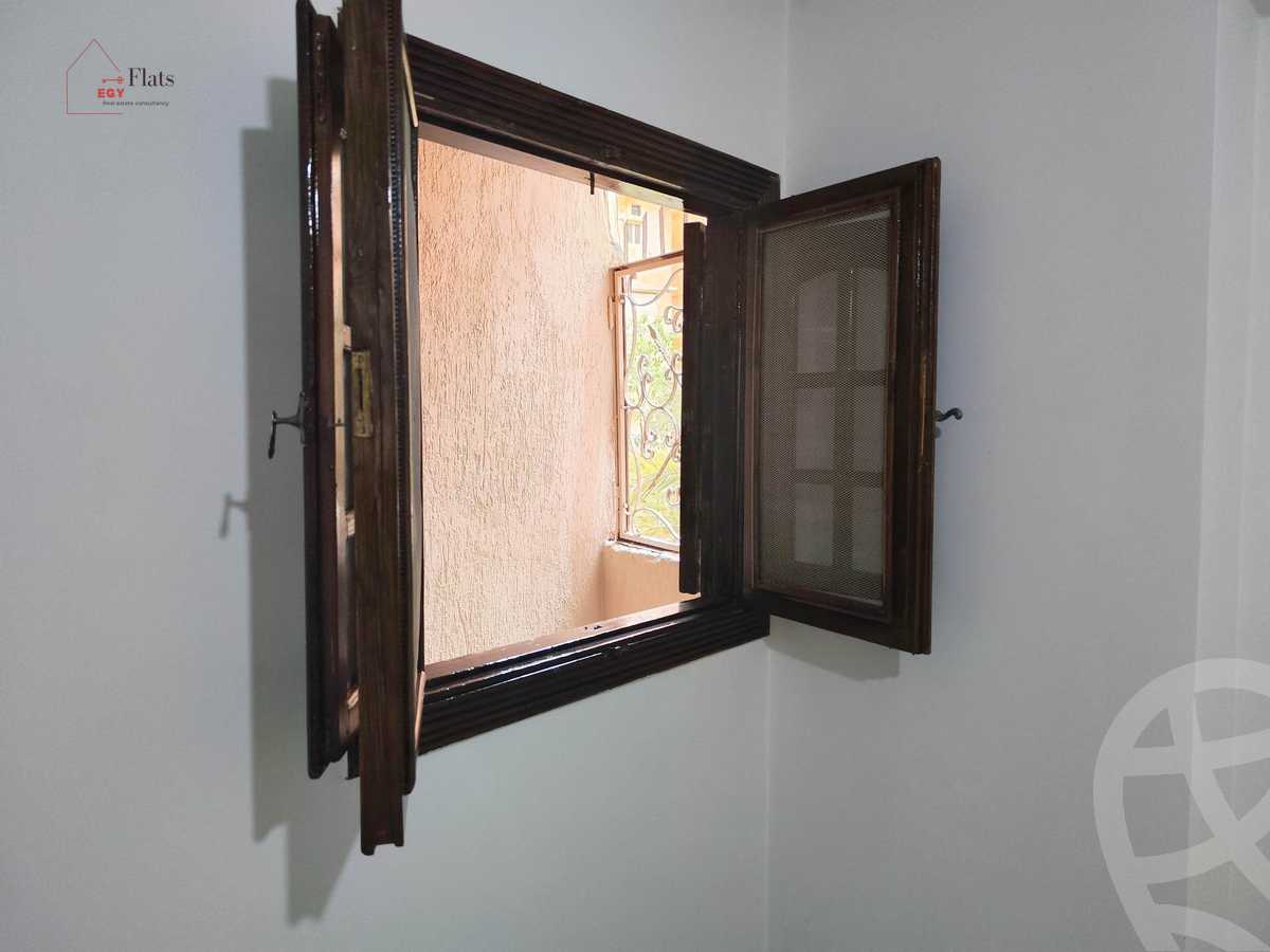 https://aqarmap.com.eg/en/listing/4032604-for-sale-alexandria-lsywf-lsywf-bhry-khalf-no-33-st
