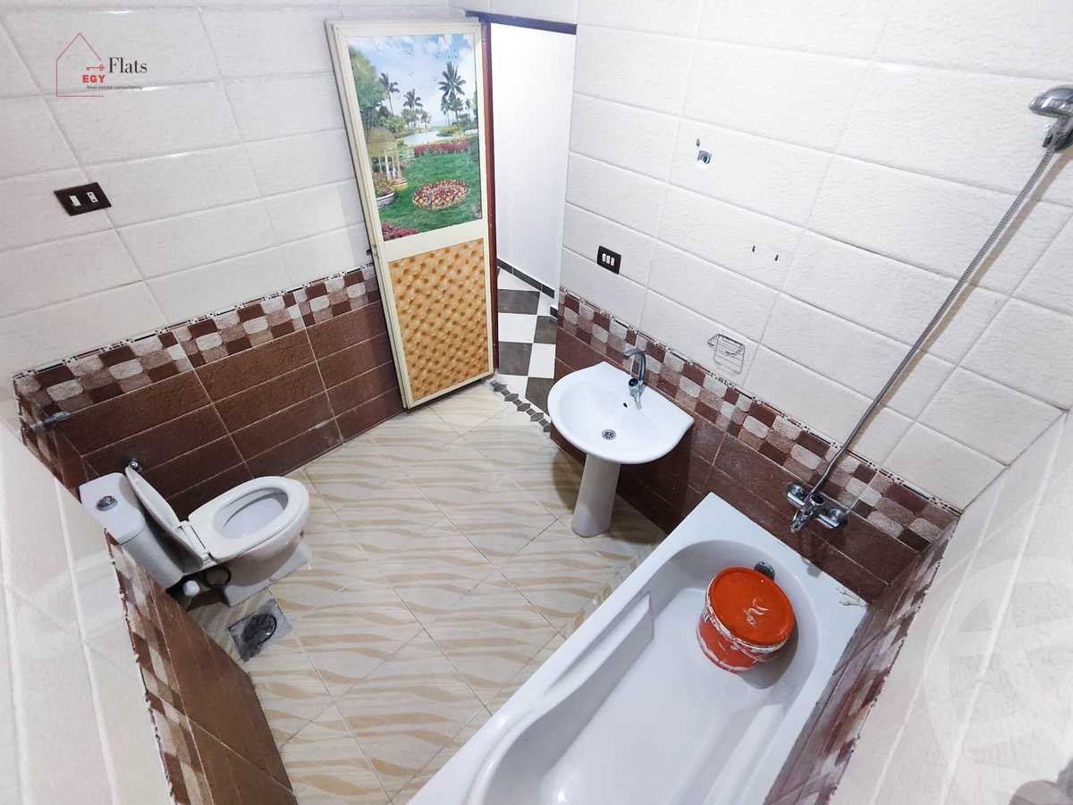 https://aqarmap.com.eg/en/listing/4032604-for-sale-alexandria-lsywf-lsywf-bhry-khalf-no-33-st