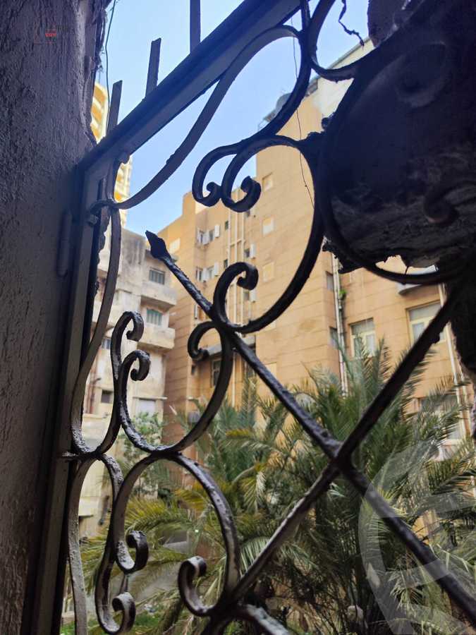 https://aqarmap.com.eg/en/listing/4032604-for-sale-alexandria-lsywf-lsywf-bhry-khalf-no-33-st