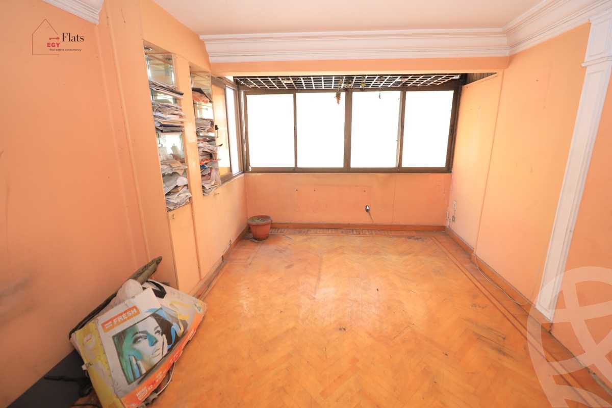 https://aqarmap.com.eg/en/listing/4081763-for-sale-alexandria-sporting-shr-bwr-s-yd