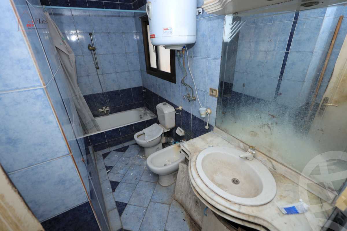 https://aqarmap.com.eg/en/listing/4081763-for-sale-alexandria-sporting-shr-bwr-s-yd