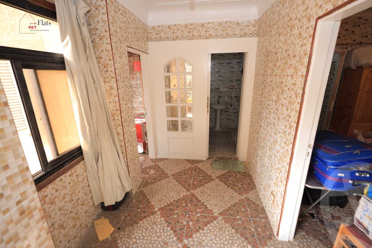 https://aqarmap.com.eg/en/listing/4081768-for-sale-alexandria-sporting-shr-bwr-s-yd