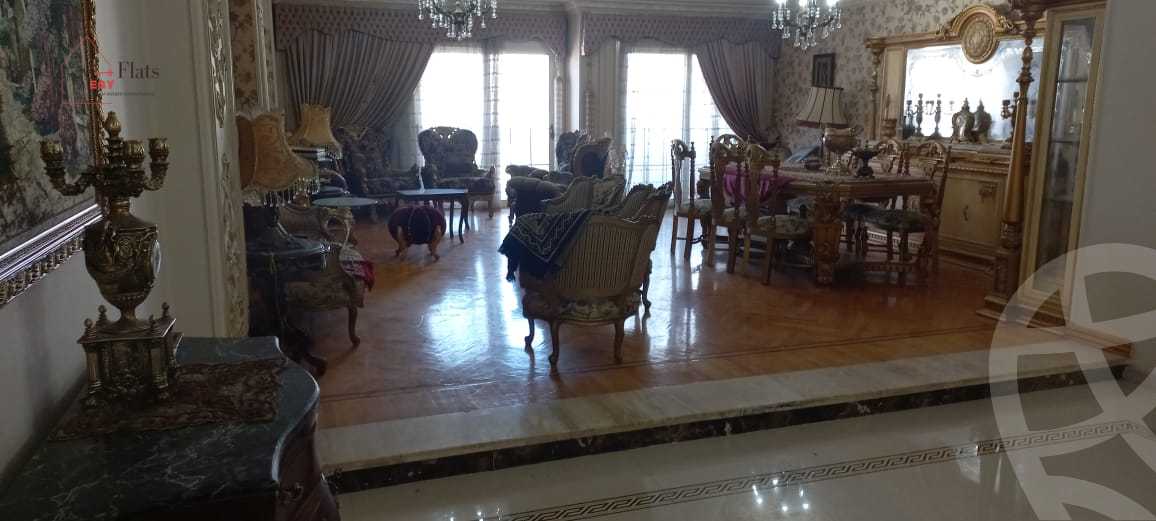 https://aqarmap.com.eg/en/listing/4183185-for-sale-alexandria-kafr-abdo-sant-square-st