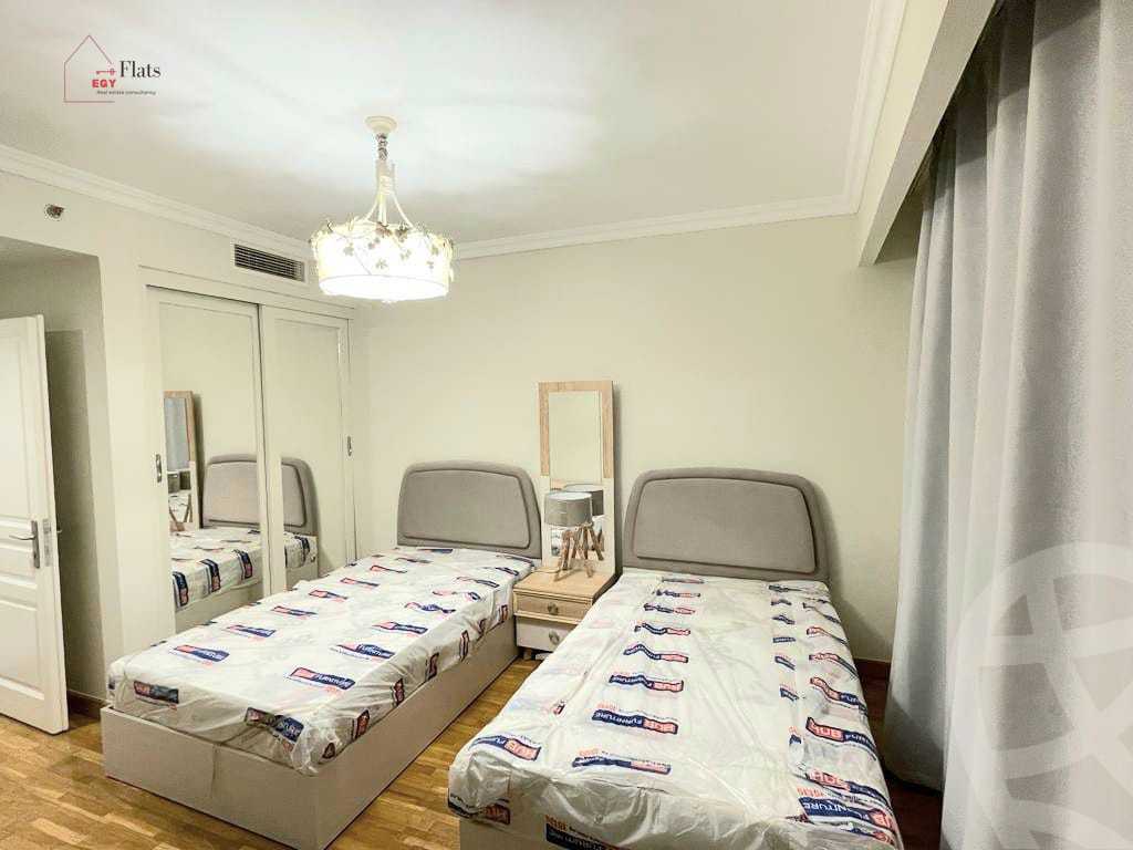 https://aqarmap.com.eg/en/listing/4230162-for-sale-alexandria-kafr-abdo-sant-square-st