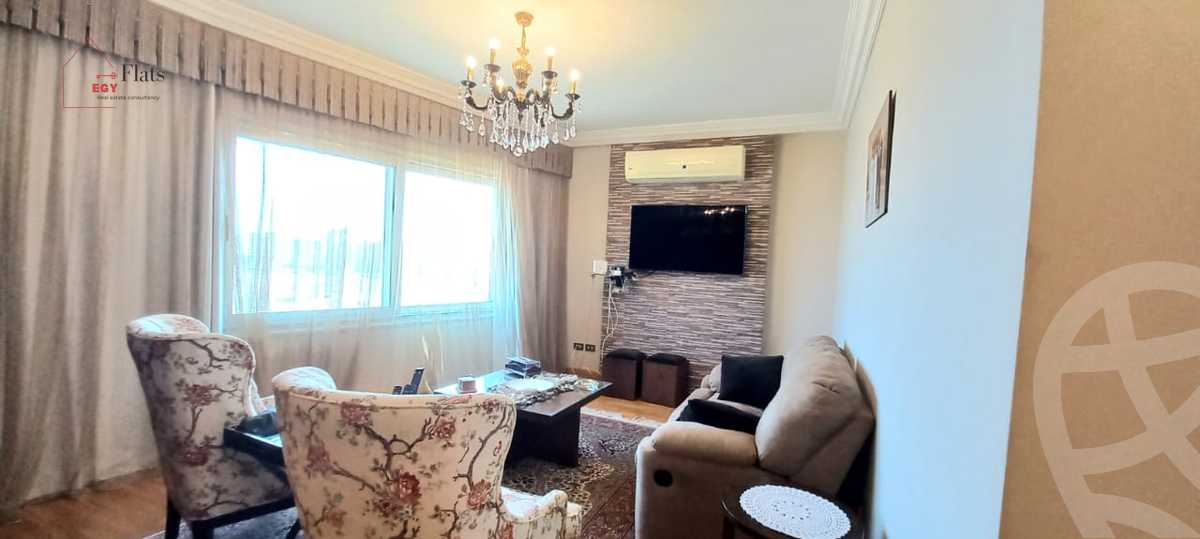 https://aqarmap.com.eg/en/listing/4230162-for-sale-alexandria-kafr-abdo-sant-square-st