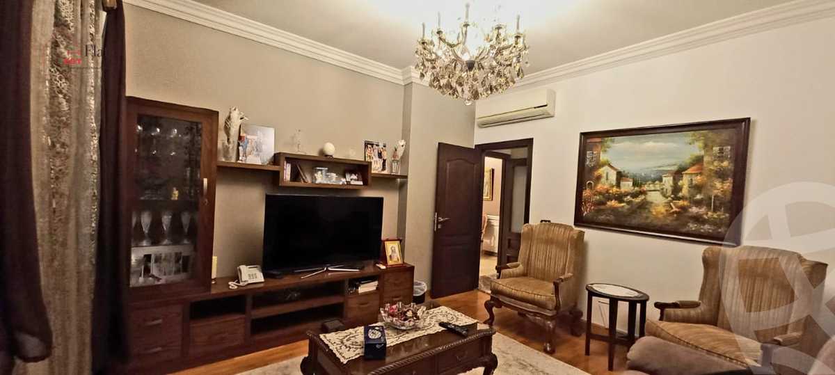 https://aqarmap.com.eg/en/listing/4230162-for-sale-alexandria-kafr-abdo-sant-square-st