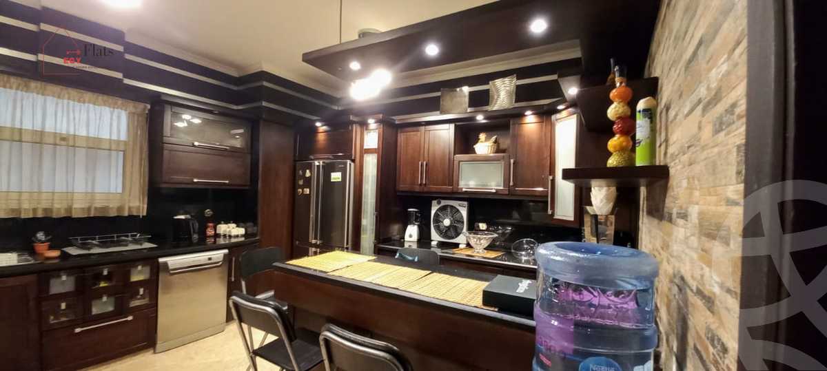 https://aqarmap.com.eg/en/listing/4230162-for-sale-alexandria-kafr-abdo-sant-square-st