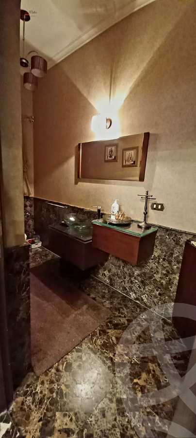 https://aqarmap.com.eg/en/listing/4230162-for-sale-alexandria-kafr-abdo-sant-square-st