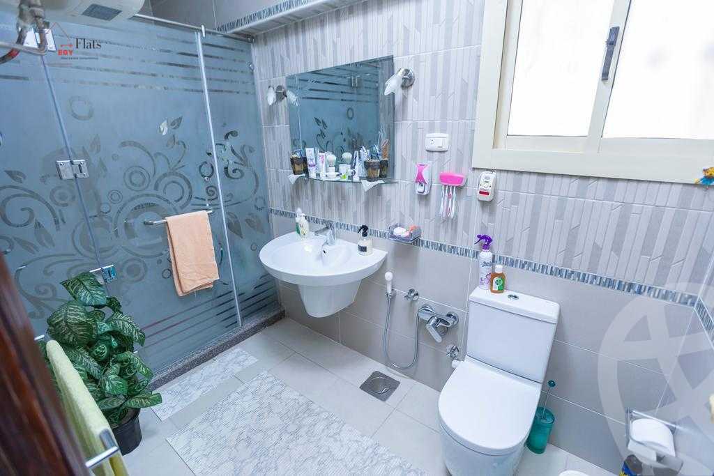 https://aqarmap.com.eg/ar/listing/4315746-for-sale-alexandria-zezenia-ibrahim-el-attar-st