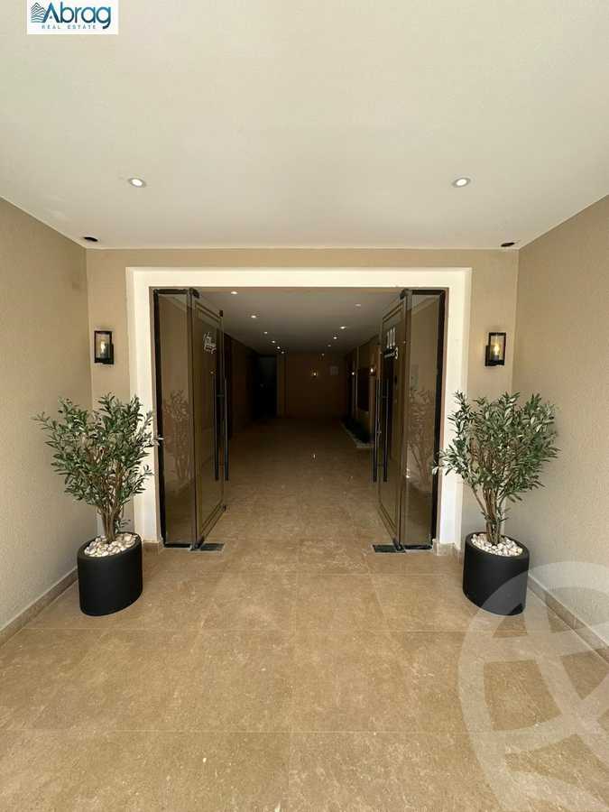 https://aqarmap.com.eg/en/listing/5386111-for-sale-cairo-el-sheikh-zayed-city-compounds-kmbwnd-fyldj-wyst-dr-llttwyr