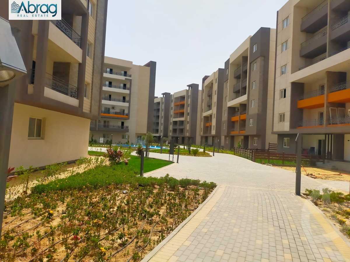 https://aqarmap.com.eg/en/listing/5596480-for-sale-cairo-6th-of-october-hadaeq-october-kmbwnd-fy-hdyq-ktwbr-rock-eden-compound-el-batal-group
