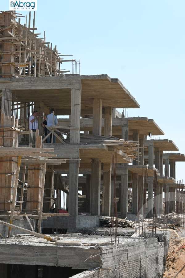 https://aqarmap.com.eg/en/listing/5649941-for-sale-cairo-el-sheikh-zayed-city-compounds