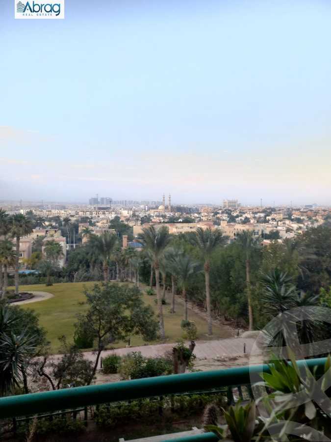 https://aqarmap.com.eg/ar/listing/5966412-for-sale-cairo-el-sheikh-zayed-city-compounds-zayed-2000
