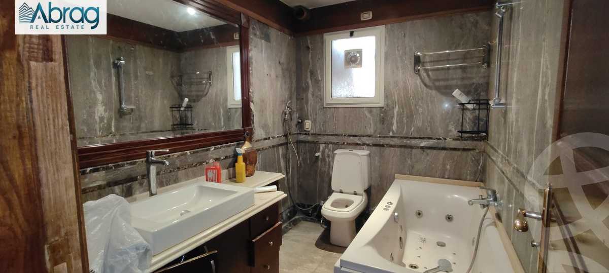 https://aqarmap.com.eg/en/listing/6312802-for-sale-cairo-el-sheikh-zayed-city-compounds-greens