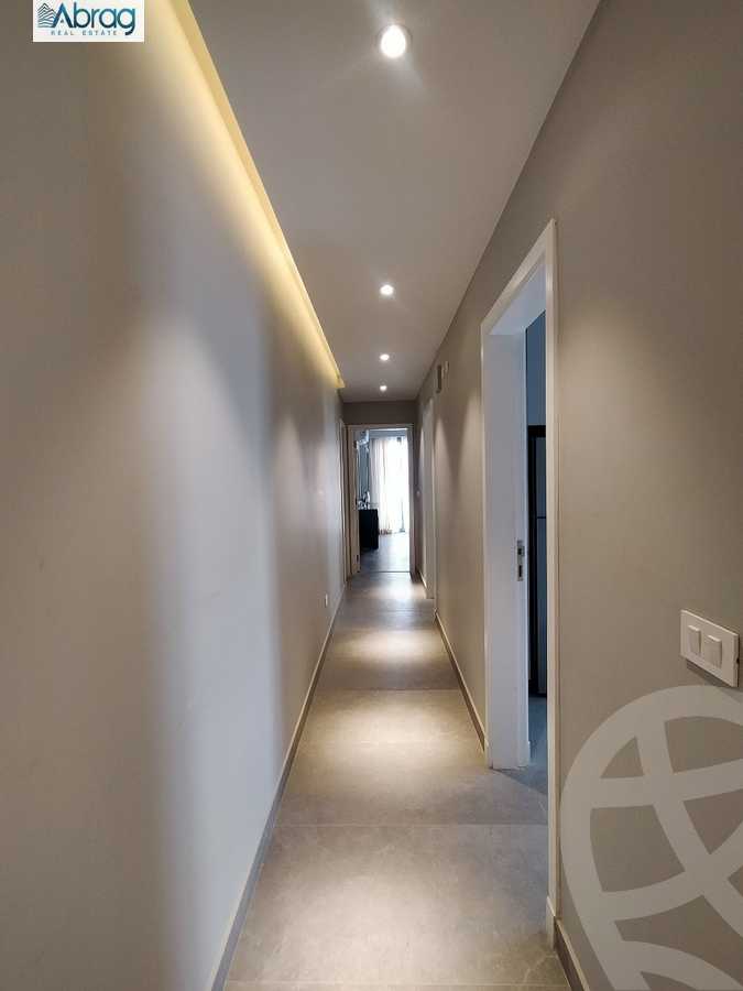 https://aqarmap.com.eg/en/listing/6369131-for-sale-cairo-el-sheikh-zayed-city-compounds-kmbwnd-fyldj-wyst-dr-llttwyr