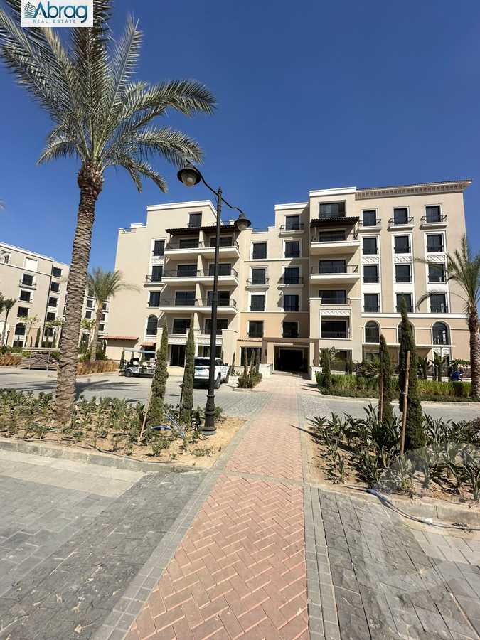 https://aqarmap.com.eg/en/listing/6473185-for-sale-cairo-el-sheikh-zayed-city-compounds-kmbwnd-fyldj-wyst-dr-llttwyr