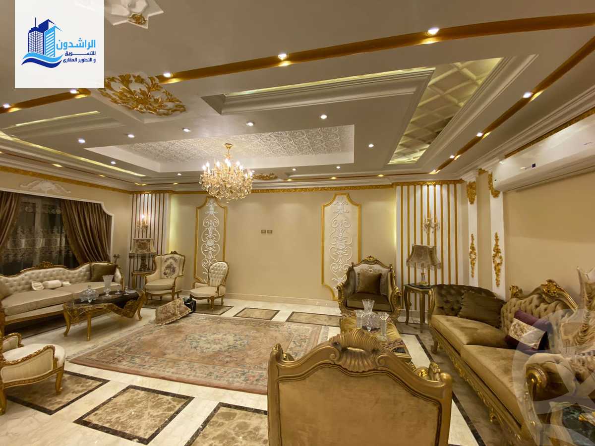 https://aqarmap.com.eg/ar/listing/3805799-for-sale-cairo-new-cairo-first-settlement-mhwr-mstfy-kml