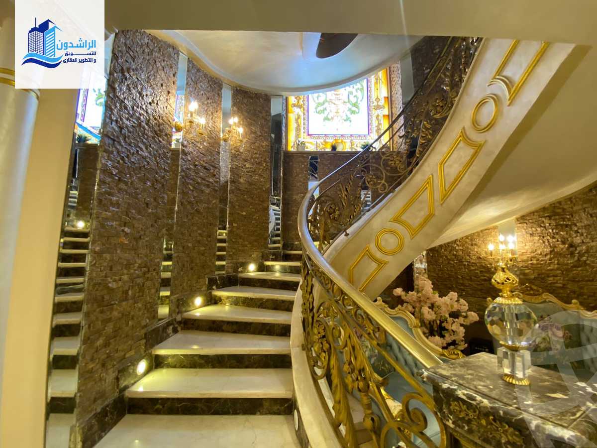 https://aqarmap.com.eg/ar/listing/3805799-for-sale-cairo-new-cairo-first-settlement-mhwr-mstfy-kml