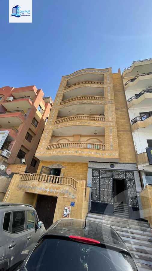 https://aqarmap.com.eg/ar/listing/3883319-for-sale-cairo-6th-of-october-el-ahyaa-neighborhood-3rd-street-7