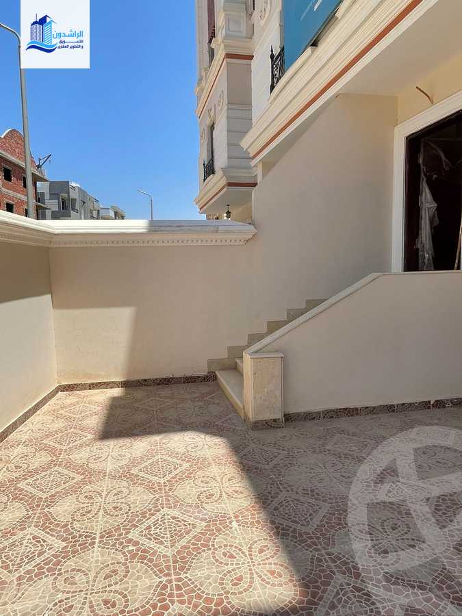 https://aqarmap.com.eg/ar/listing/4110373-for-sale-cairo-el-sheikh-zayed-city-bait-el-watan