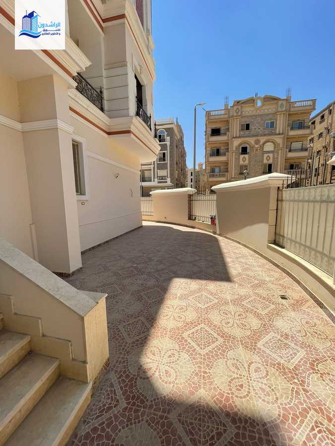 https://aqarmap.com.eg/ar/listing/4110373-for-sale-cairo-el-sheikh-zayed-city-bait-el-watan