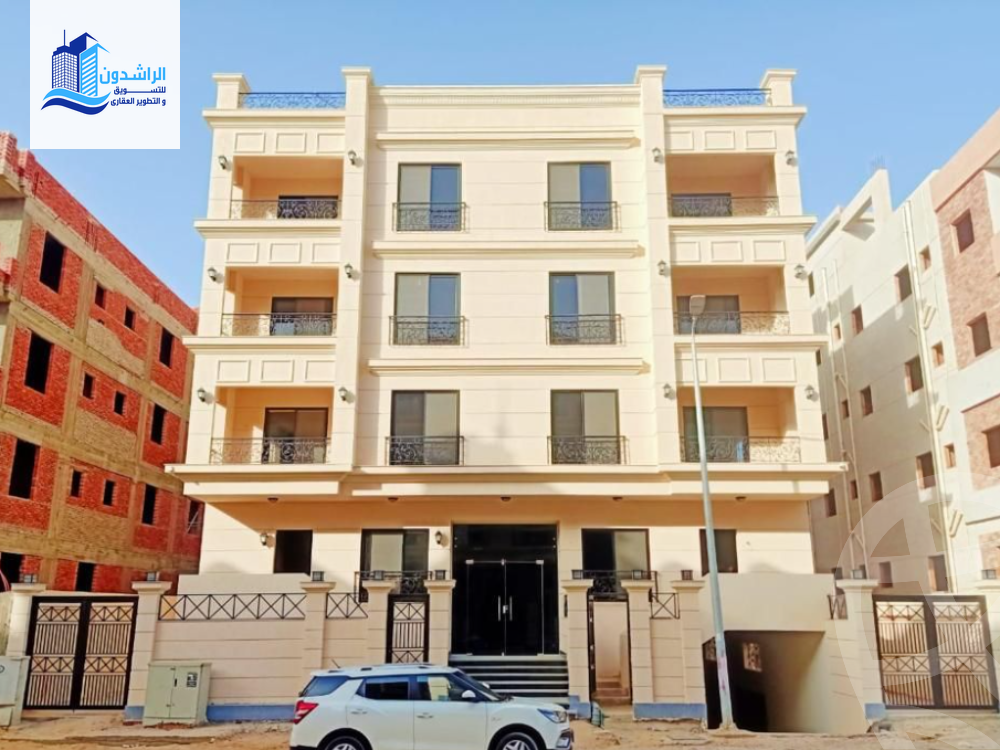 https://aqarmap.com.eg/ar/listing/4290235-for-sale-cairo-el-sheikh-zayed-city-bait-el-watan