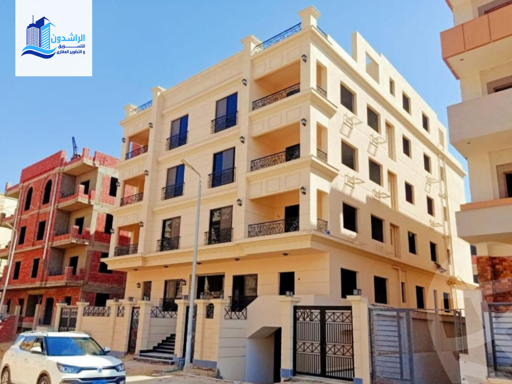 https://aqarmap.com.eg/ar/listing/4303757-for-sale-cairo-el-sheikh-zayed-city-bait-el-watan