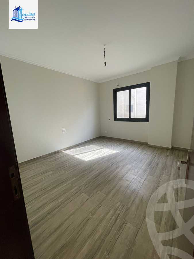 https://aqarmap.com.eg/en/listing/6529863-for-sale-cairo-el-sheikh-zayed-city-bait-el-watan