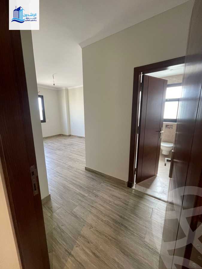 https://aqarmap.com.eg/en/listing/6529863-for-sale-cairo-el-sheikh-zayed-city-bait-el-watan