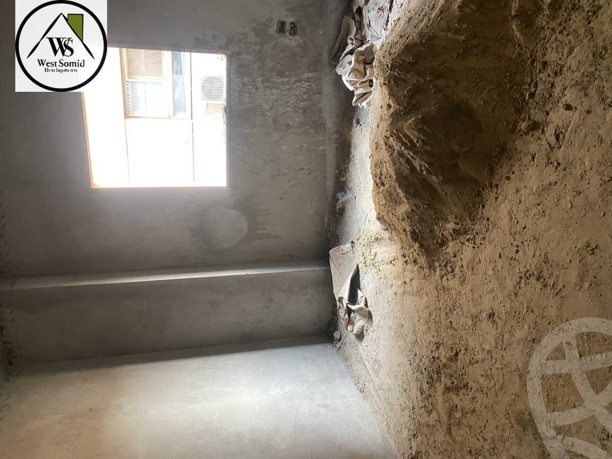 https://aqarmap.com.eg/ar/listing/3893486-for-sale-cairo-6th-of-october-featured-neighborhood-sixth-touristic-village-al-wageh-street