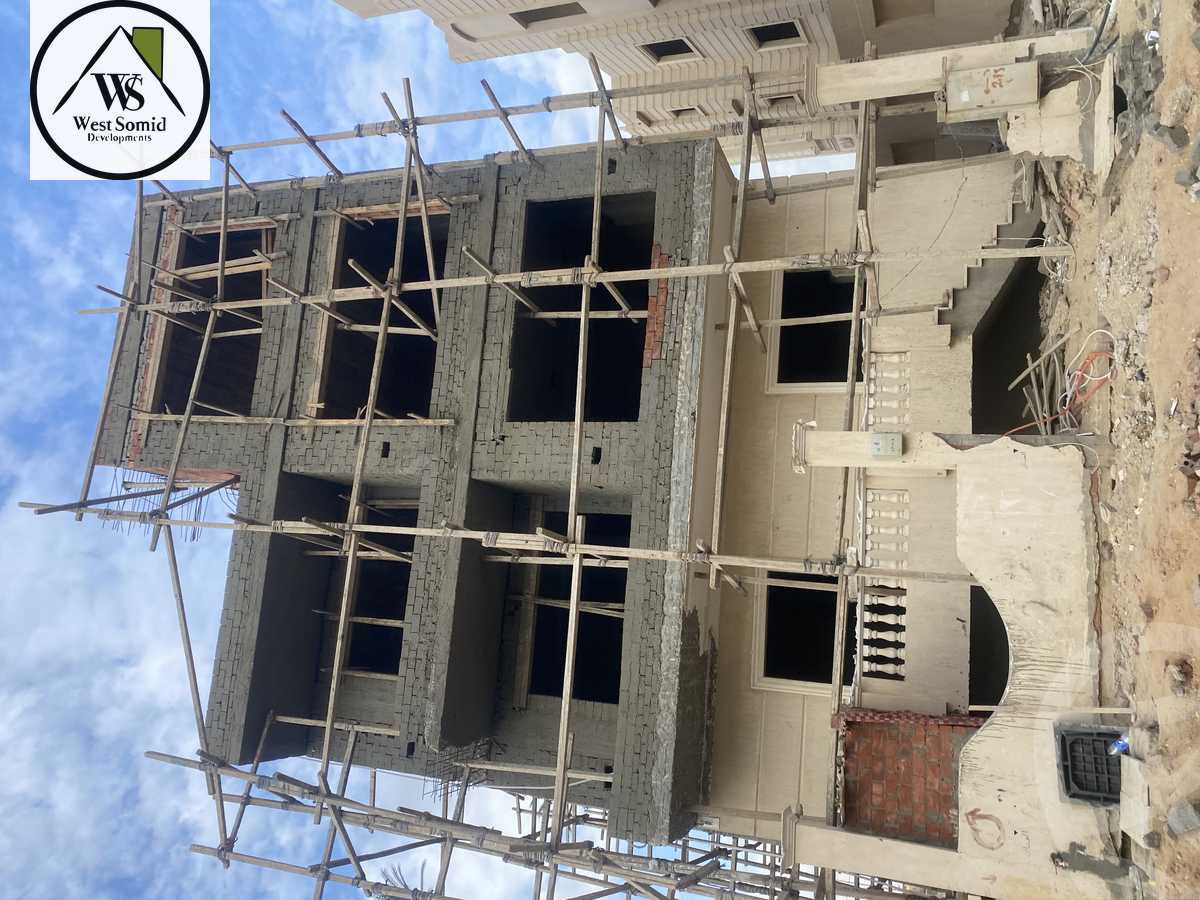 https://aqarmap.com.eg/ar/listing/3894445-for-sale-cairo-6th-of-october-garb-someed-neighborhood-13th-el-rihan-st