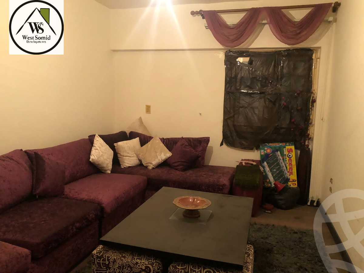 https://aqarmap.com.eg/ar/listing/4429716-for-sale-cairo-6th-of-october-featured-neighborhood-el-motamayez-neighborhood-abd-el-moneim-riad-st