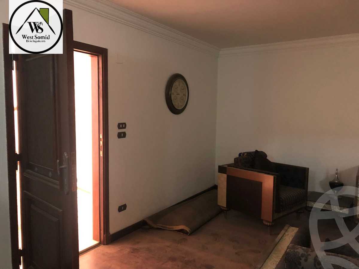 https://aqarmap.com.eg/ar/listing/4429716-for-sale-cairo-6th-of-october-featured-neighborhood-el-motamayez-neighborhood-abd-el-moneim-riad-st