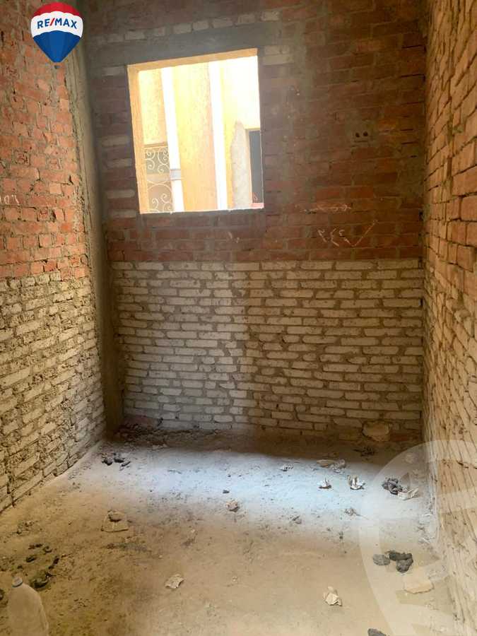 https://aqarmap.com.eg/en/listing/3767128-for-sale-cairo-new-cairo-compounds-kattameya-gardens