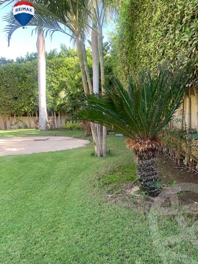 https://aqarmap.com.eg/ar/listing/3780302-for-sale-cairo-el-sheikh-zayed-city-compounds-in-sheikh-zayed-tara