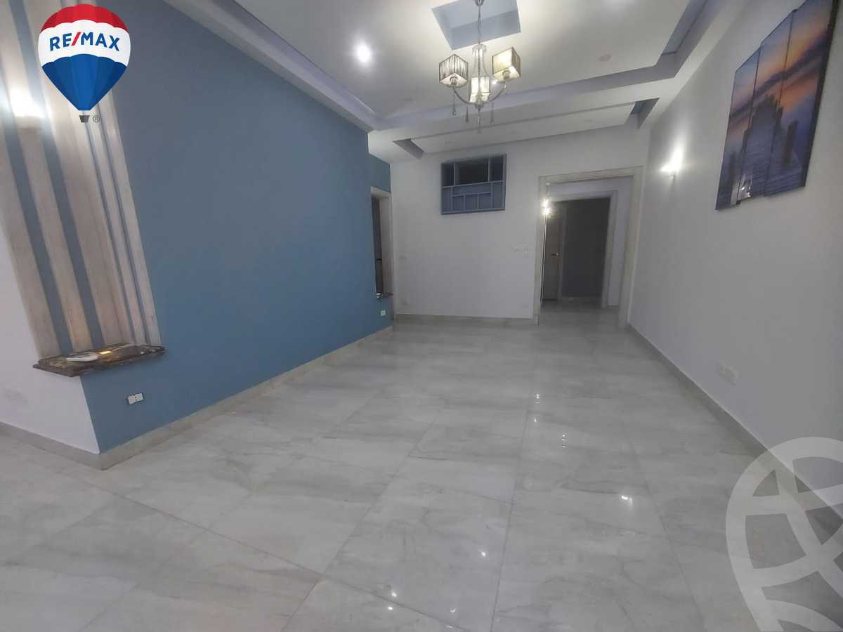 https://aqarmap.com.eg/ar/listing/3796125-for-rent-cairo-el-sheikh-zayed-city-compounds-kmbwnd-wyst-twn-swdyk