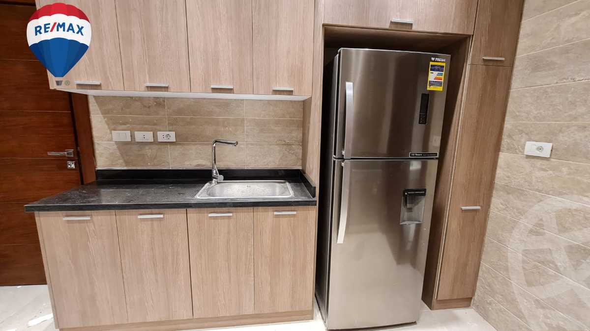 https://aqarmap.com.eg/ar/listing/3861551-for-rent-eastown-parks