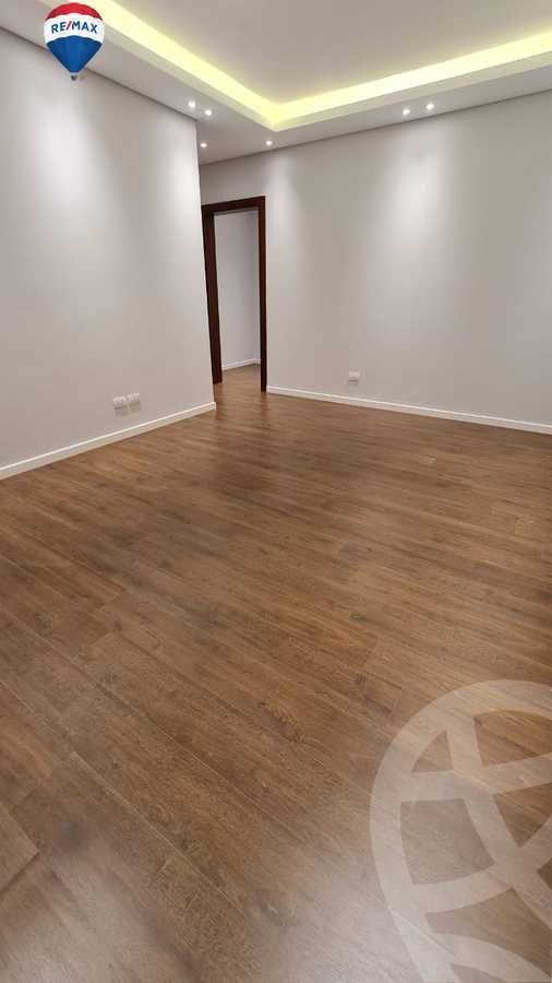 https://aqarmap.com.eg/ar/listing/3861551-for-rent-eastown-parks