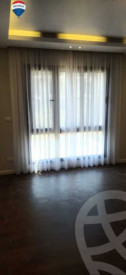 https://aqarmap.com.eg/ar/listing/3861551-for-rent-eastown-parks