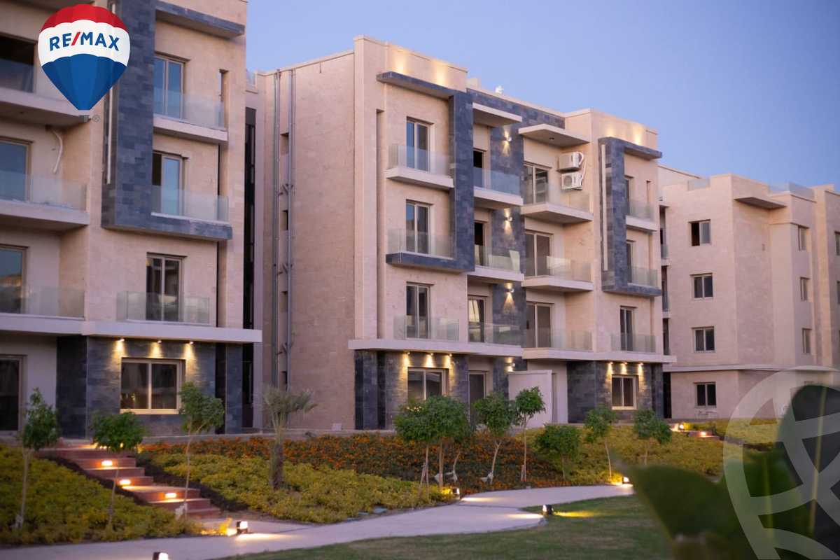 https://aqarmap.com.eg/ar/listing/3904479-for-sale-cairo-new-cairo-compounds-moon-valley