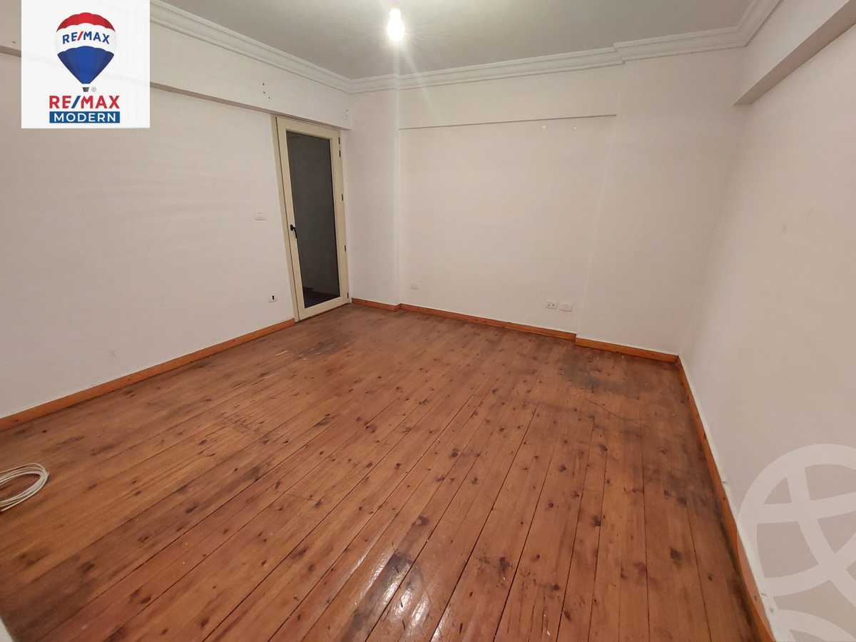 https://aqarmap.com.eg/en/listing/4015229-for-rent-alexandria-smouha-street-4