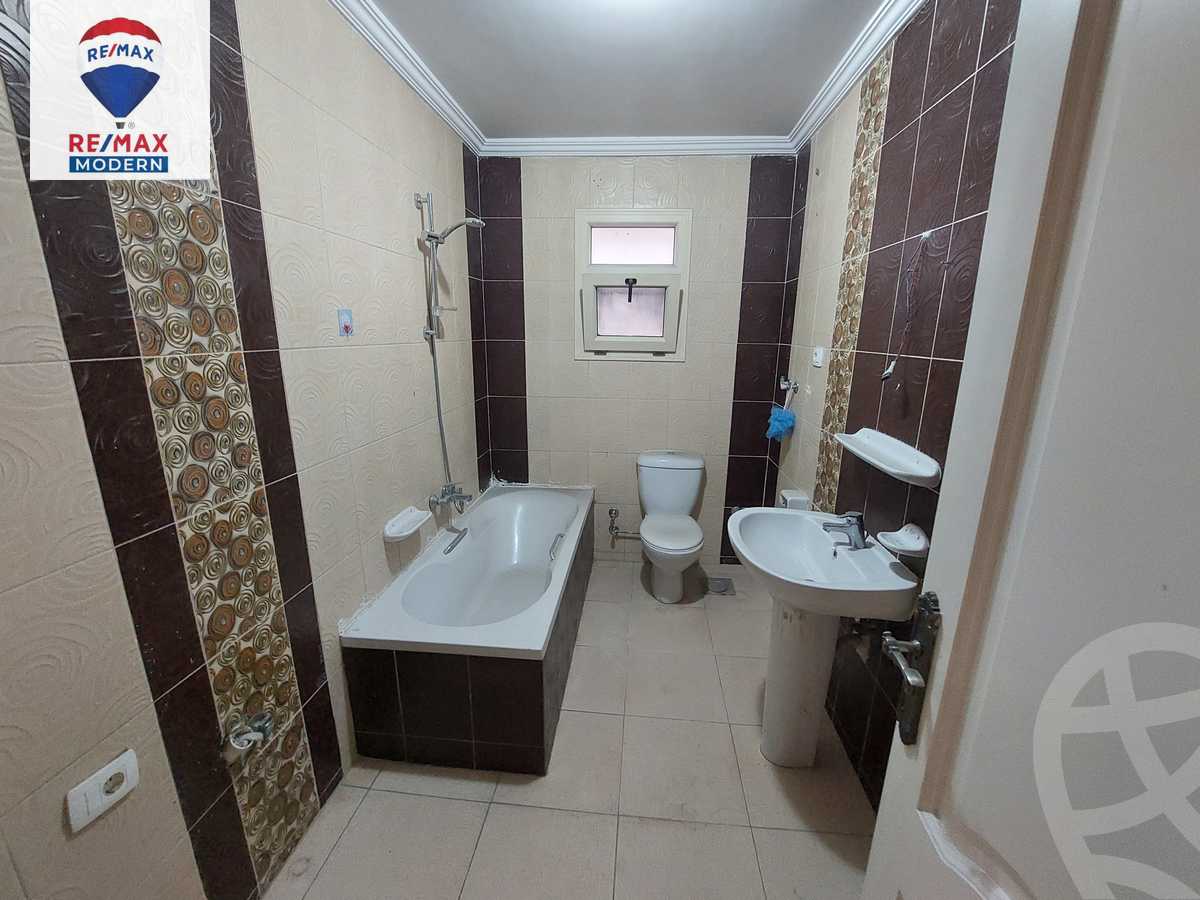 https://aqarmap.com.eg/en/listing/4015229-for-rent-alexandria-smouha-street-4